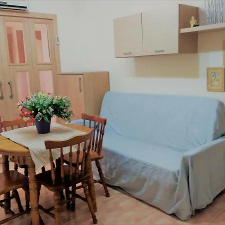 Apartamento A 50 Metros De La Playa En Apartment *