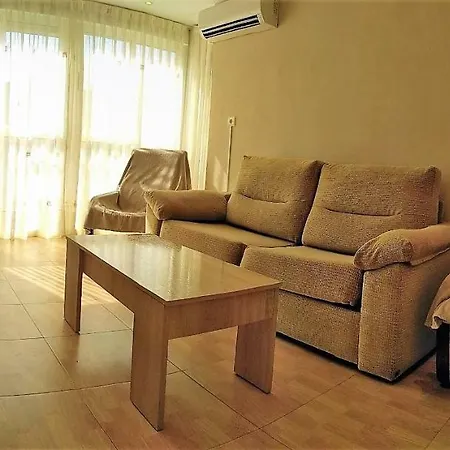 Apartamento A 50 Metros De La Playa En